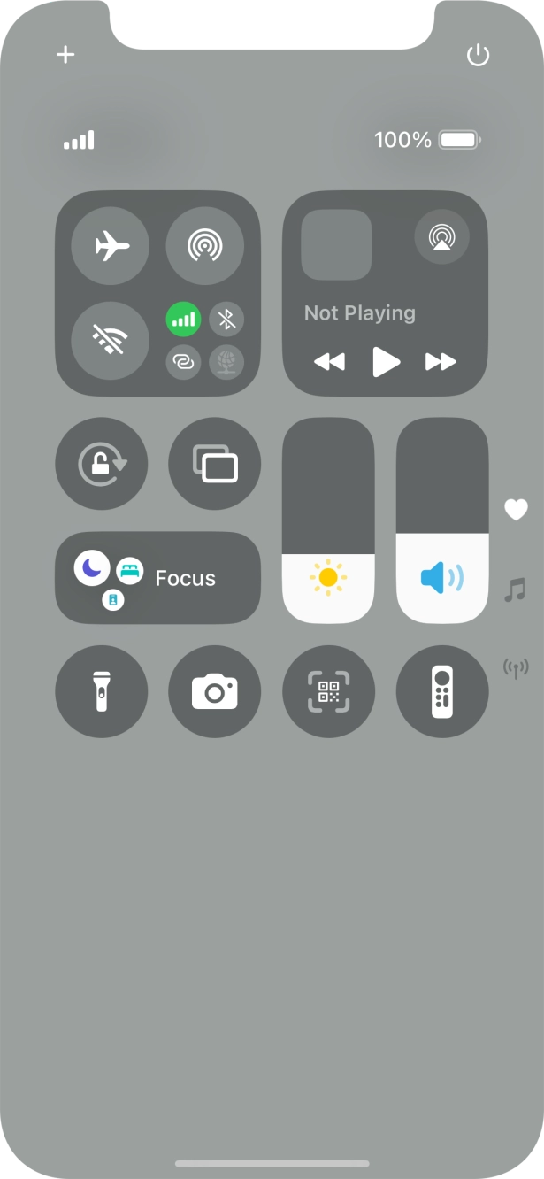 Press the flight mode icon to turn the function on or off. Press the flight mode icon to turn the function on or off.