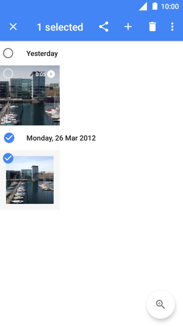 Press the required pictures or video clips. Press the required pictures or video clips.