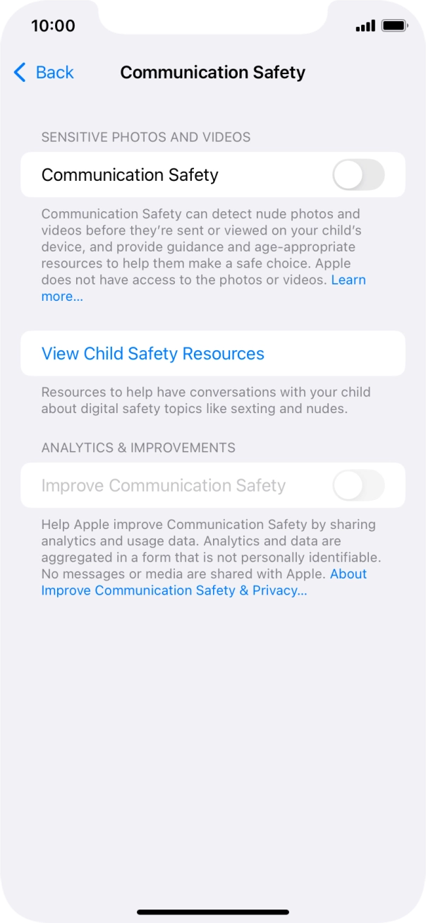 Press the indicator next to 'Communication Safety' to turn the function on or off. Press the indicator next to 'Communication Safety' to turn the function on or off.