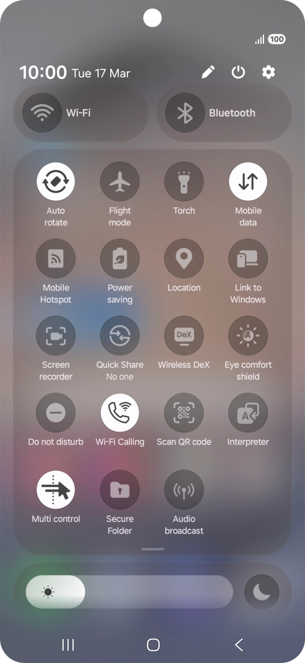 Press the WiFi Calling icon to turn the function on or off. Press the WiFi Calling icon to turn the function on or off.