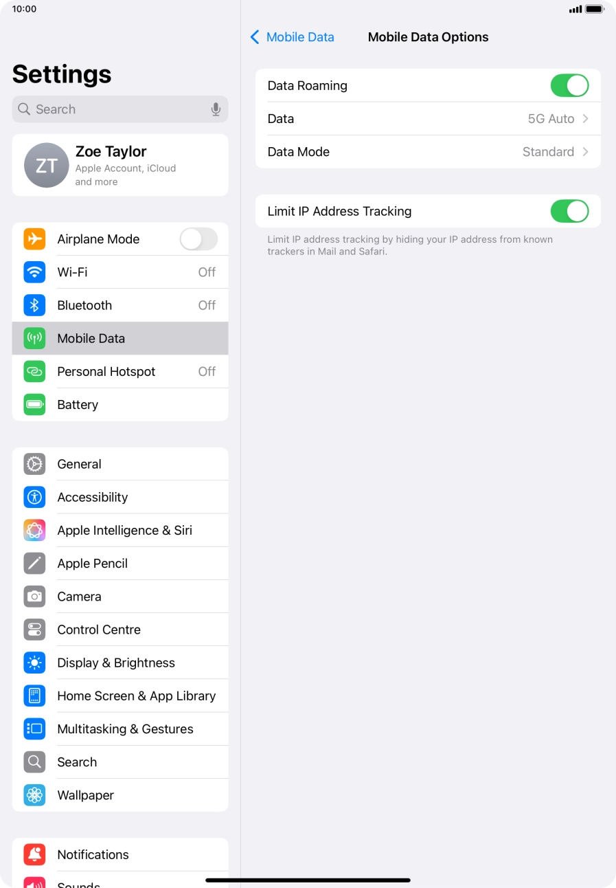 Press the indicator next to 'Data Roaming' to turn the function on or off. Press the indicator next to 'Data Roaming' to turn the function on or off.