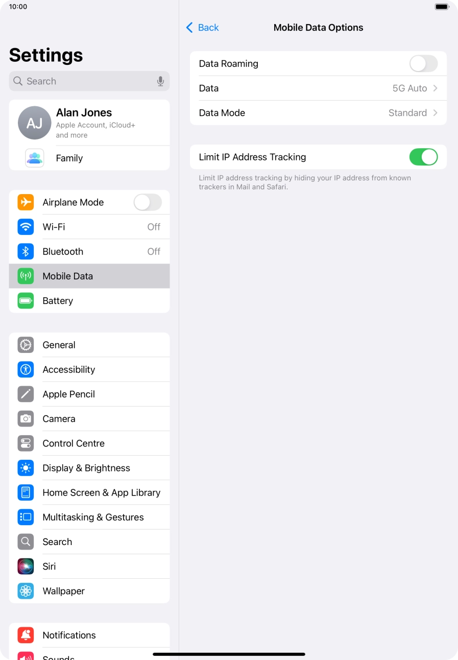 Press the indicator next to 'Data Roaming' to turn the function on or off.