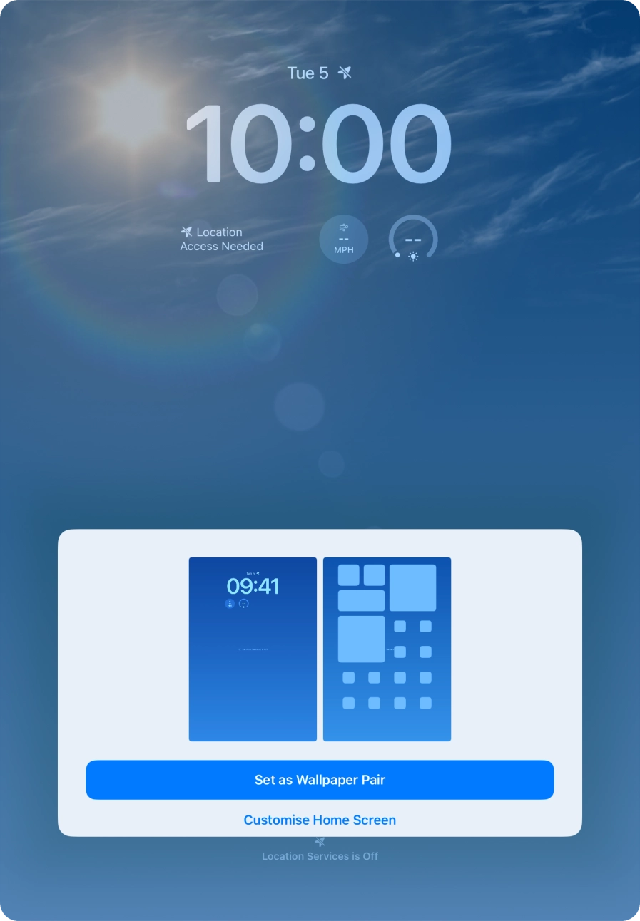 To use the same colour theme on the home screen, press Set as Wallpaper Pair. To use the same colour theme on the home screen, press Set as Wallpaper Pair.