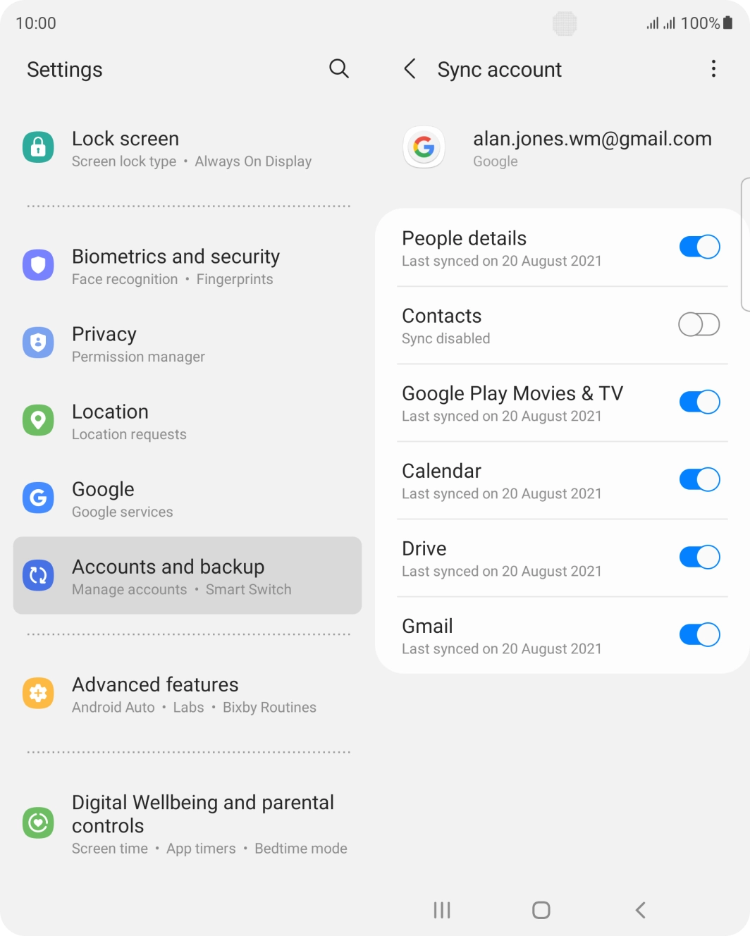 Press the indicator next to 'Contacts' to turn on the function.