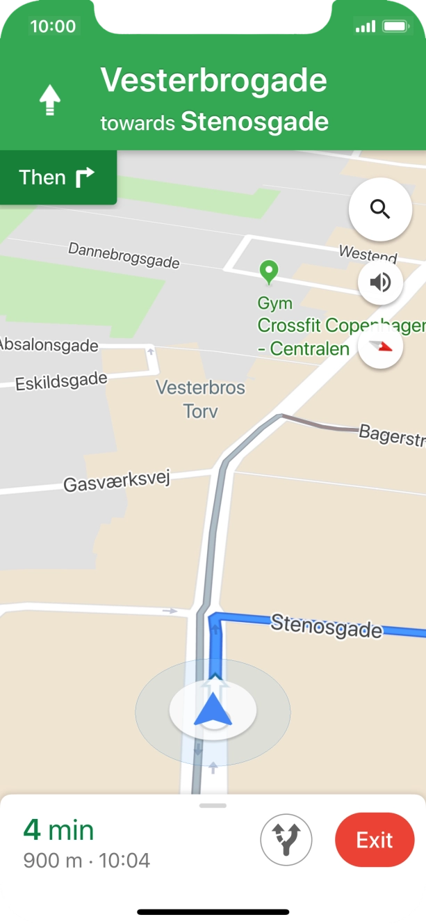 The travel information at the bottom of the screen shows your travel time, estimated time of arrival and distance to destination.