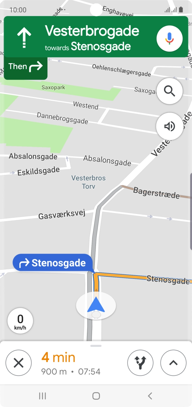 The travel information at the bottom of the screen shows your travel time, estimated time of arrival and distance to destination.
