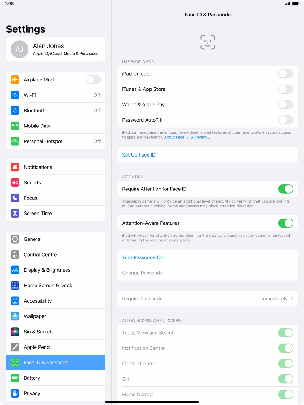 Press Turn Passcode On and key in a lock code of your own choice twice. Press Turn Passcode On and key in a lock code of your own choice twice.