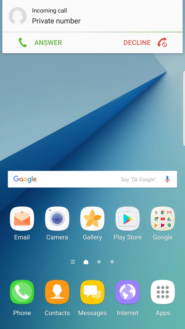 If the screen lock is turned off, press ANSWER.