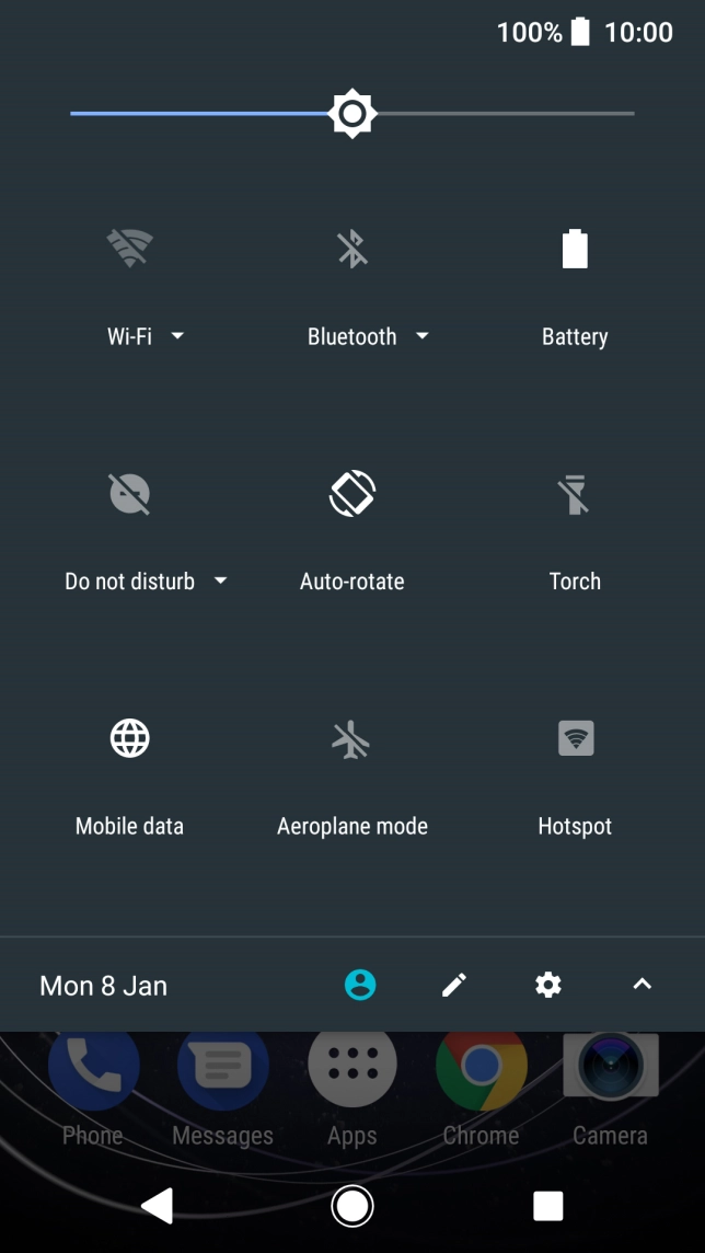 Press the Wi-Fi icon to turn the function on or off.
