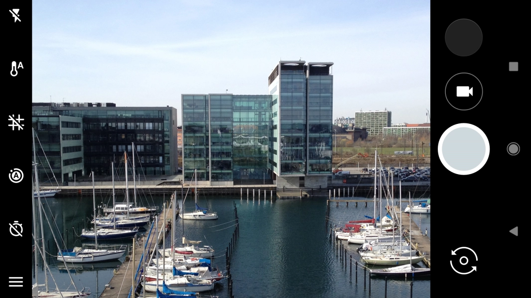 If the camera is turned on, press the video recorder icon.