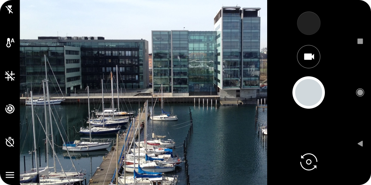 Press the flash icon.