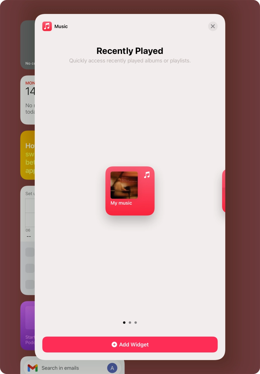 Slide your finger right or left on the screen to select the required widget size.