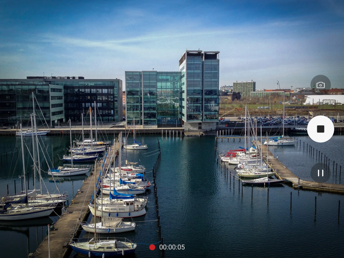 Press the stop icon to stop recording.