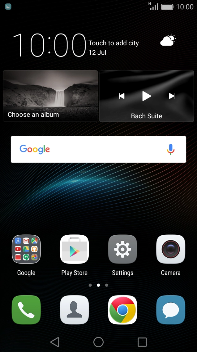 The 3G icon shows that 3G is available. If 3G isn't available, a different network mode is automatically selected.