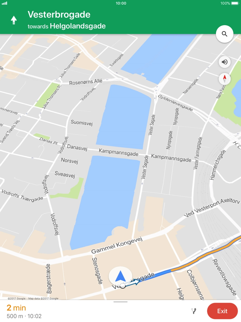 The travel information at the bottom of the screen shows your travel time, estimated time of arrival and distance to destination. The travel information at the bottom of the screen shows your travel time, estimated time of arrival and distance to destination.