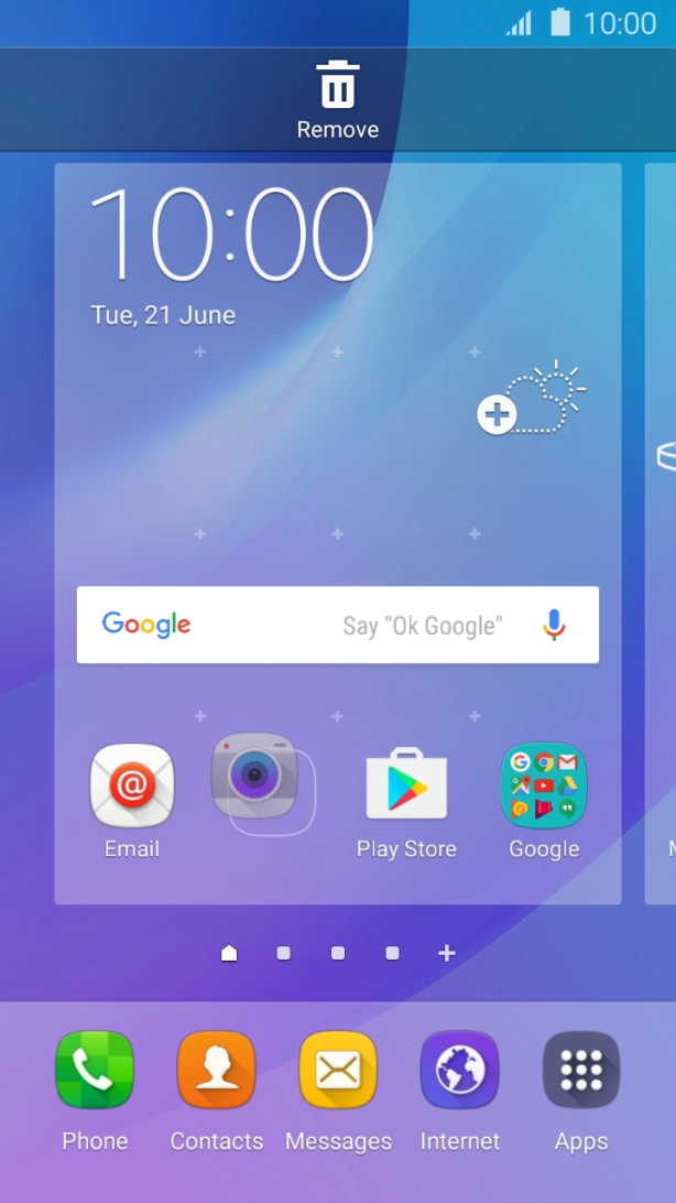 Drag the shortcut to Remove.
