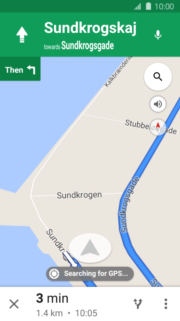 The travel information at the bottom of the screen shows your travel time, estimated time of arrival and distance to destination.