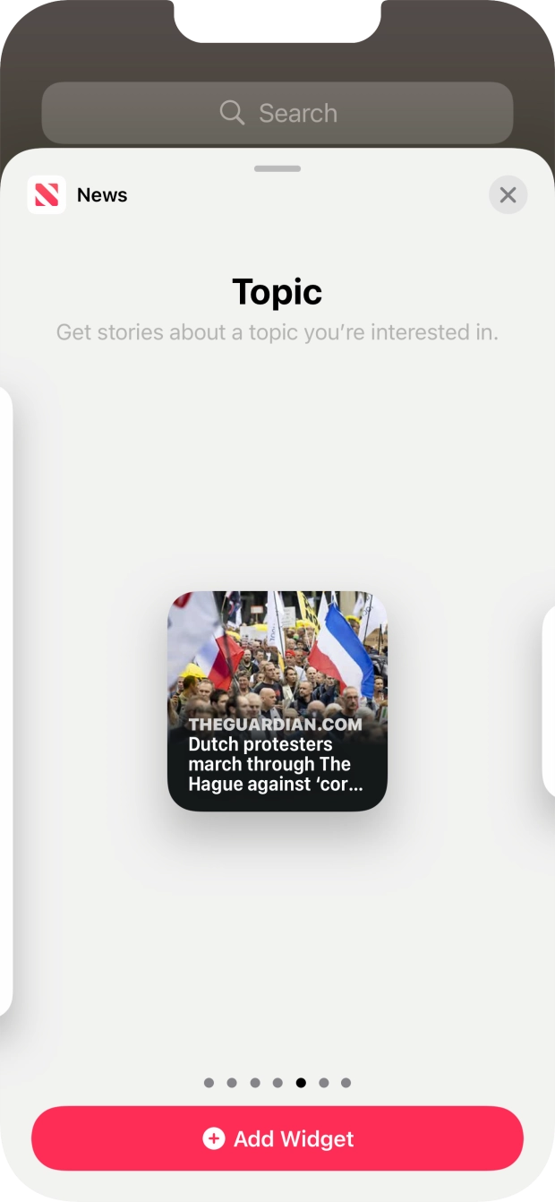 Slide your finger right or left on the screen to select the required widget size.