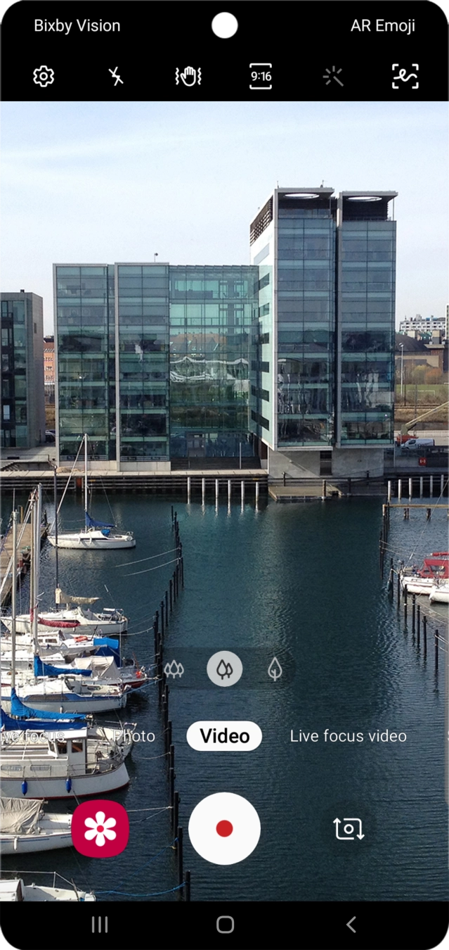 Press the video light icon.