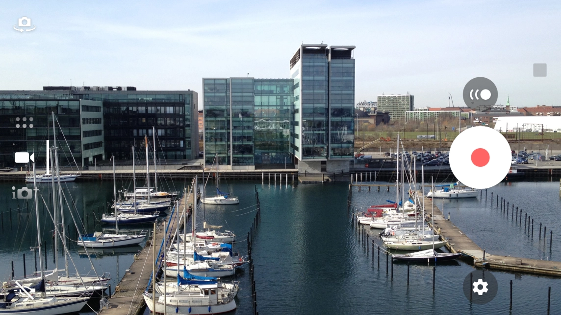 If the video recorder is turned on, slide your finger upwards on the screen.