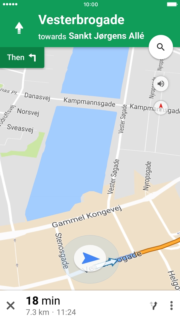 The travel information at the bottom of the screen shows your travel time, estimated time of arrival and distance to destination. The travel information at the bottom of the screen shows your travel time, estimated time of arrival and distance to destination.