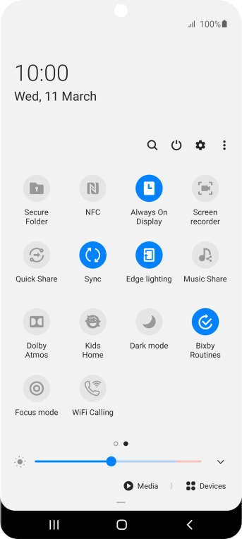 Press the NFC icon to turn the function on or off. Press the NFC icon to turn the function on or off.