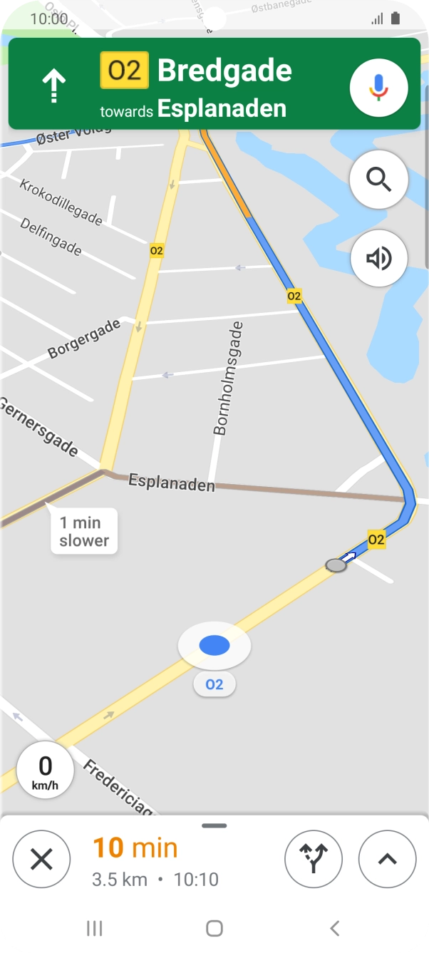 The travel information at the bottom of the screen shows your travel time, estimated time of arrival and distance to destination.