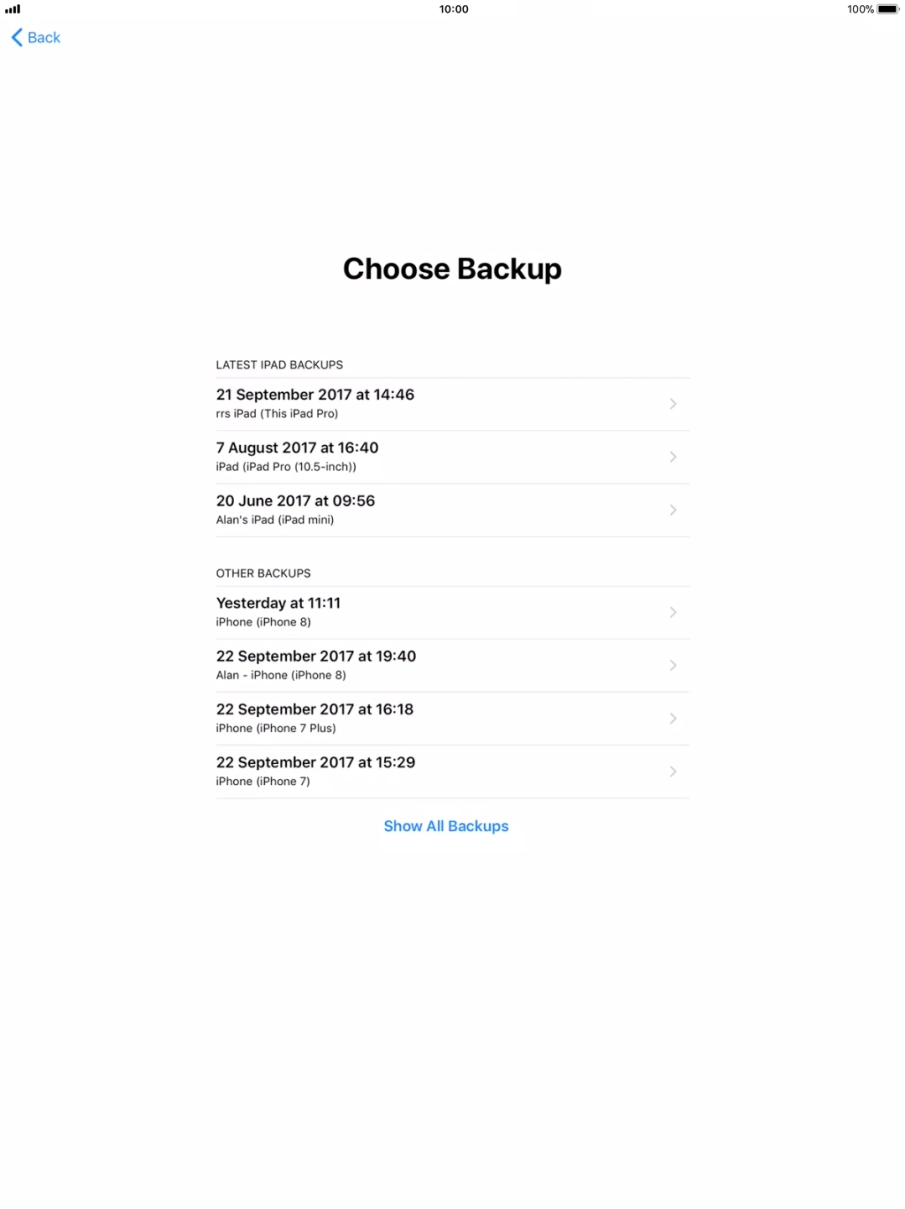 Press the required backup and your tablet restores the content of the selected backup. Subsequently, follow the instructions on the screen to set up your tablet and prepare it for use.