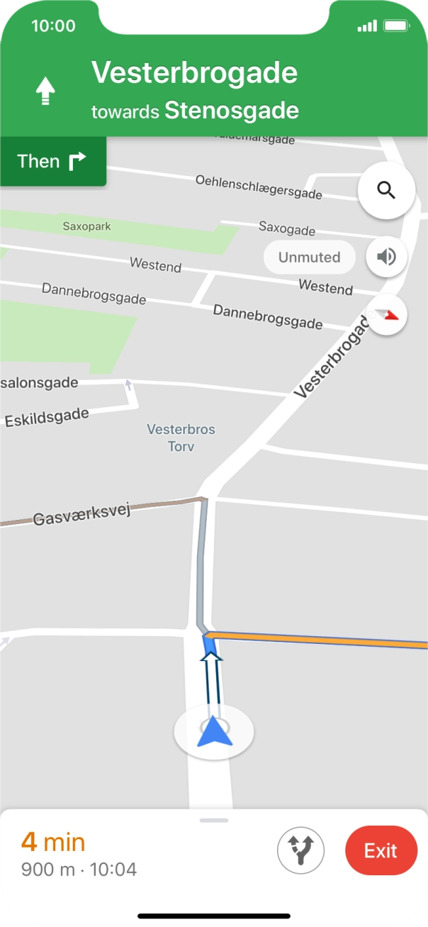 The travel information at the bottom of the screen shows your travel time, estimated time of arrival and distance to destination.