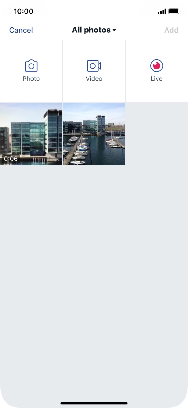 Press the required picture or video clip. Press the required picture or video clip.