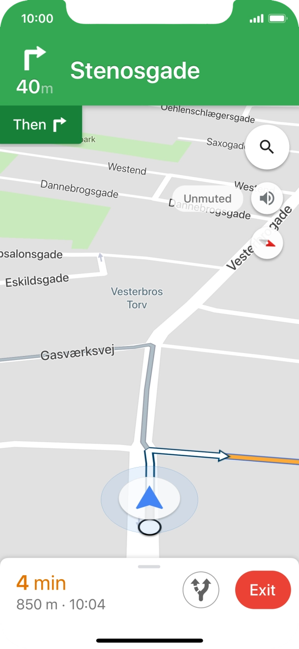 The travel information at the bottom of the screen shows your travel time, estimated time of arrival and distance to destination.
