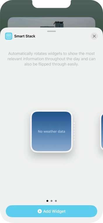 Slide your finger right or left on the screen to select the required widget size.