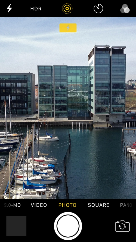 Press the flash icon.