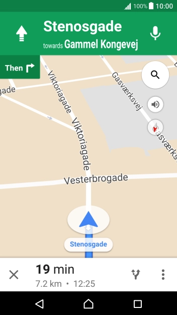 The travel information at the bottom of the screen shows your travel time, estimated time of arrival and distance to destination.