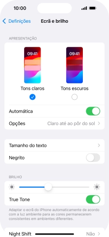 Quando ativar a função, prima Opções e siga as indicações no ecrã para escolher o período pretendido para o Modo Escuro.