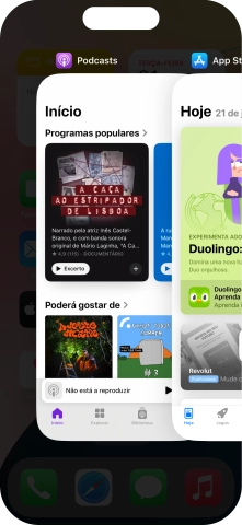 Deslize o dedo para cima sobre a aplicação pretendida para a terminar.
