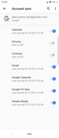 Press the indicator next to 'Contacts' to copy contacts.