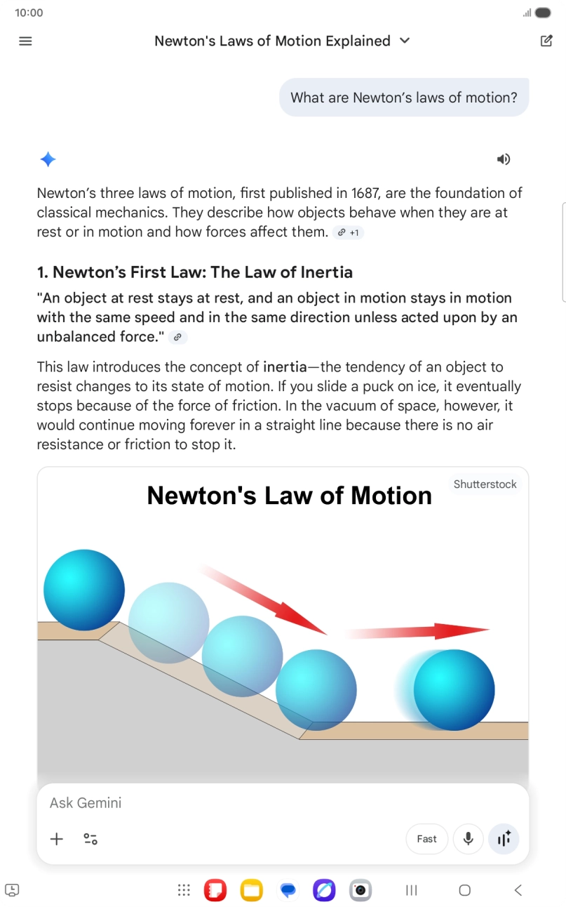 Transcription of the conversation with Gemini Live is now displayed.