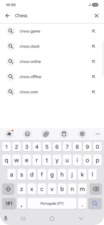 Introduza o nome ou categoria da app pretendida e prima o ícone para pesquisar.
