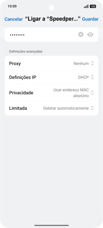 Introduza a password da rede Wi-Fi e prima Guardar.