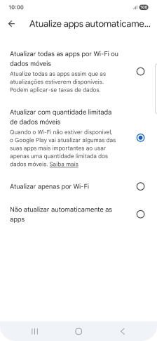 Para ativar a atualização automática de apps via redes móveis, prima Atualizar todas as apps por Wi-Fi ou dados móveis.