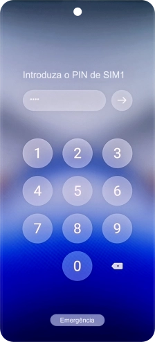 Se o cartão SIM estiver bloqueado, deve introduzir o seu código PIN e premir a seta para a direita.
