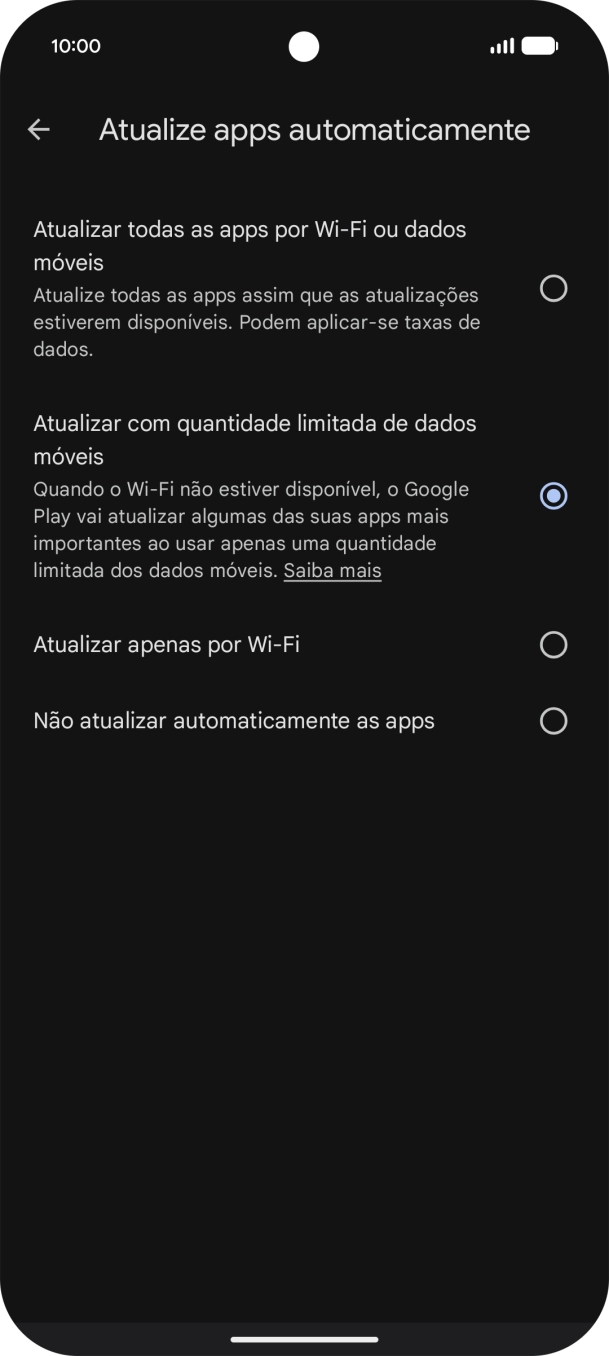 Para ativar a atualização automática de apps via redes móveis, prima Atualizar todas as apps por Wi-Fi ou dados móveis.