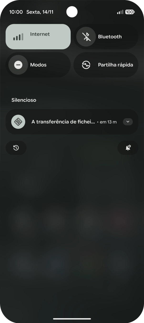 Prima a lista suspensa.
