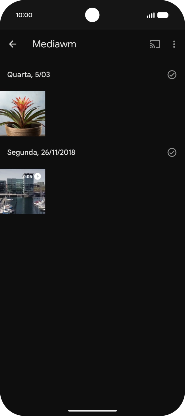 Prima durante um momento a imagem ou o vídeo pretendido.