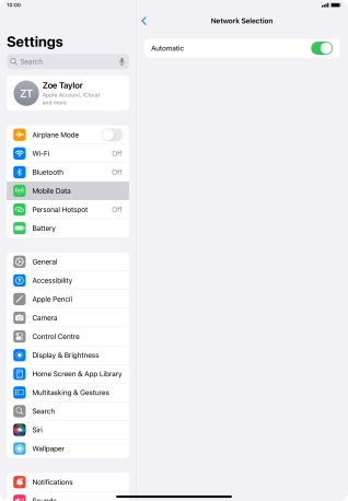 Press the indicator next to 'Automatic' to turn automatic network selection on or off.