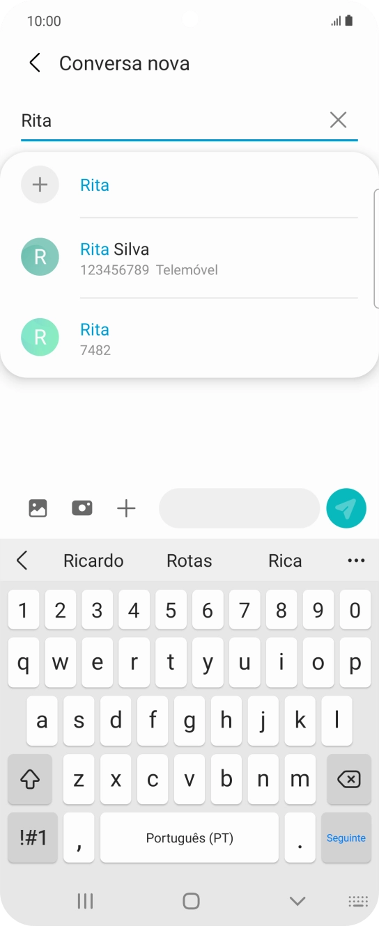 Prima o contacto pretendido.