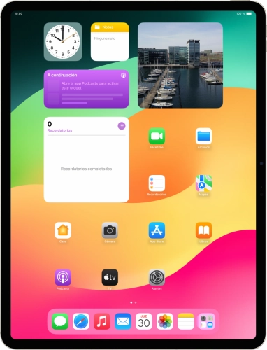 Imagen 1: Vista frontal del Apple iPad Air 13 (2024) - DarkGray