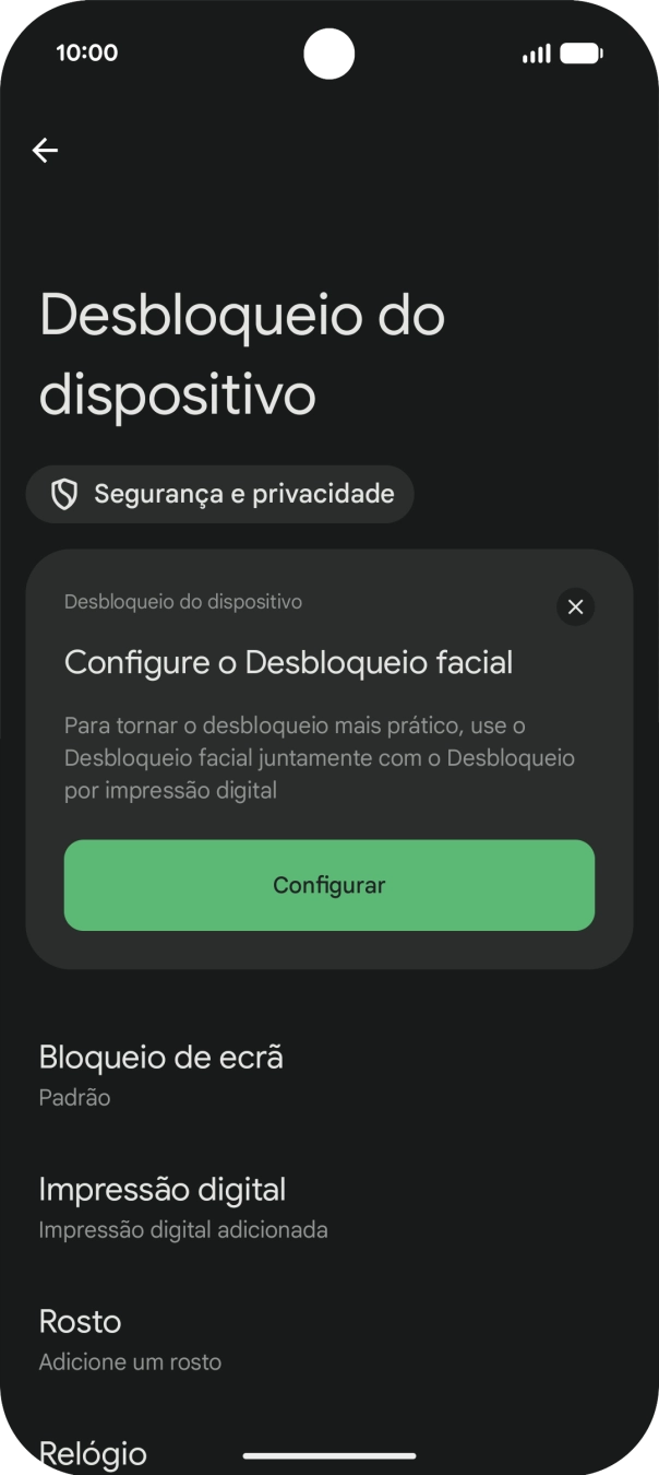 Prima Bloqueio de ecrã e introduza o código adicional de bloqueio do telefone que criou anteriormente.