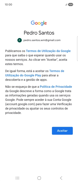 Prima Aceitar e siga as indicações no ecrã para escolher as definições da conta Google.
